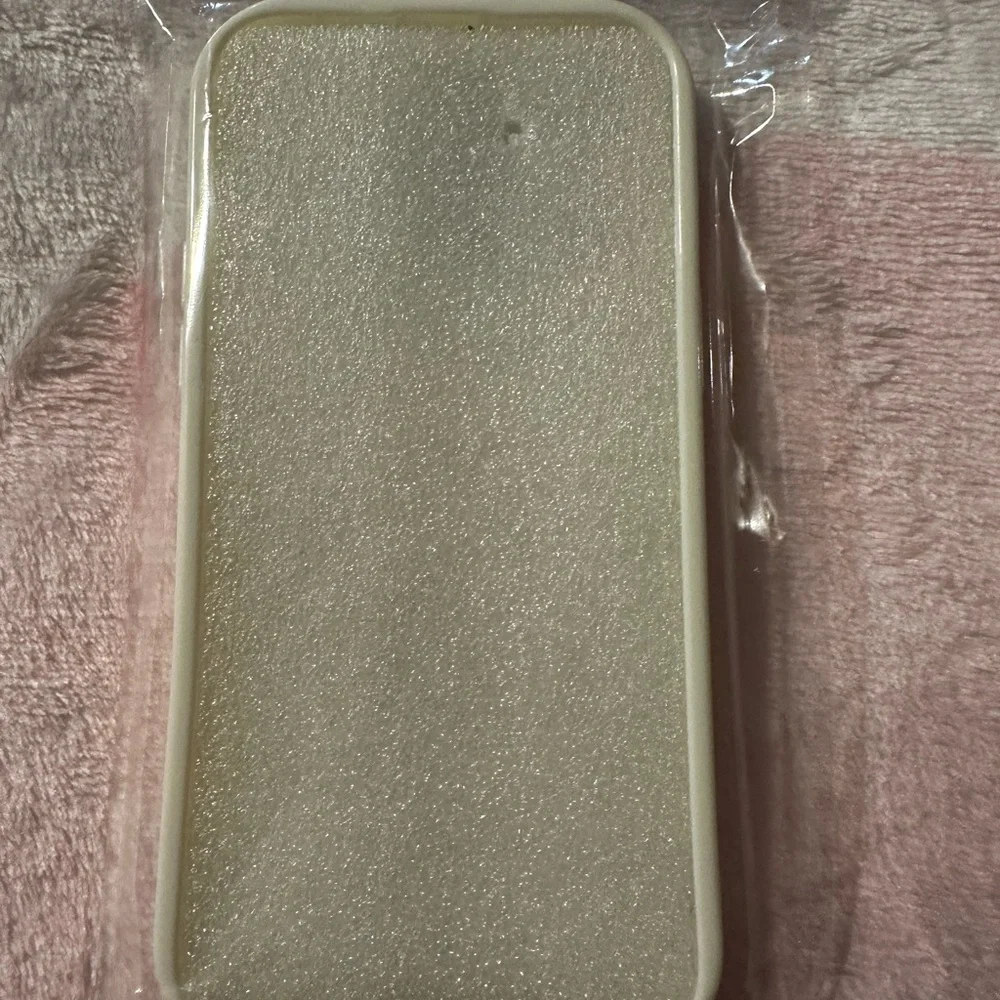 New Pochacco 14 Pro Max phone case